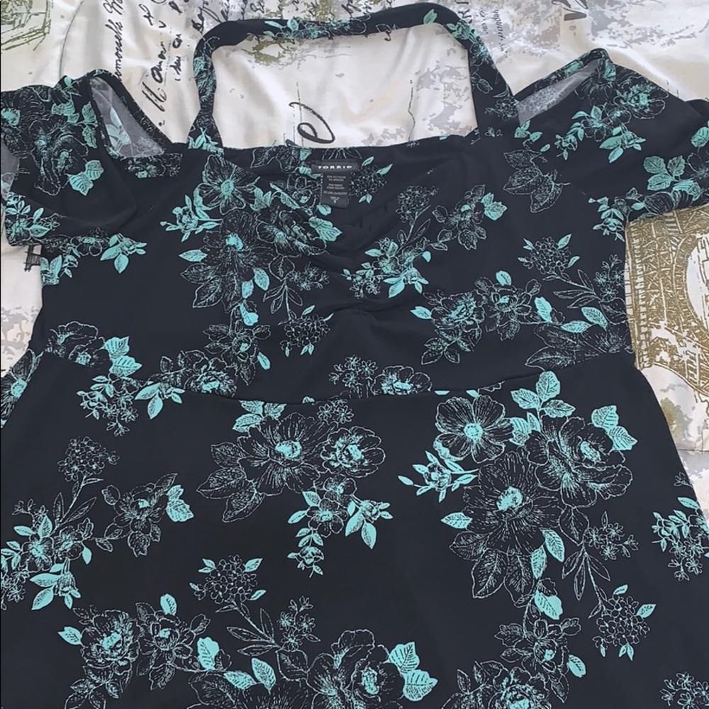 Torrid peplum halter top size 1